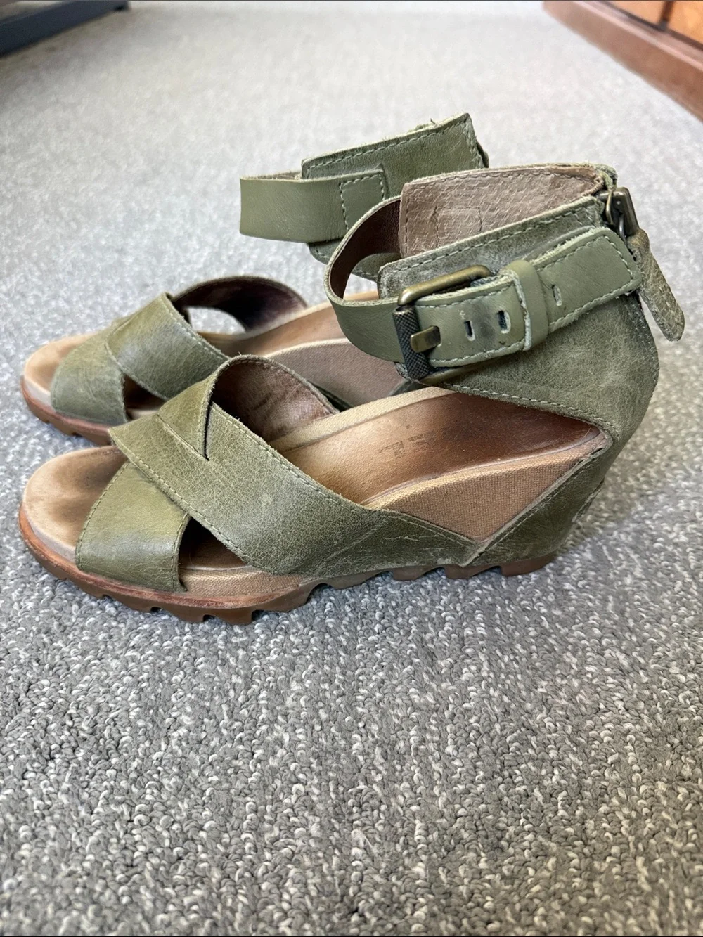 Women's Olive Green Crisscross Ankle Strap Sandals